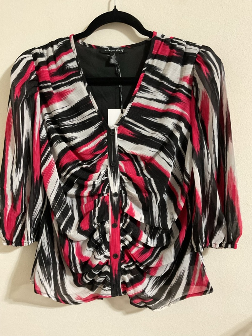 NWT - A Love Story Riverton 3/4 Sleeve Georgette Ruched Button Down Front Blouse